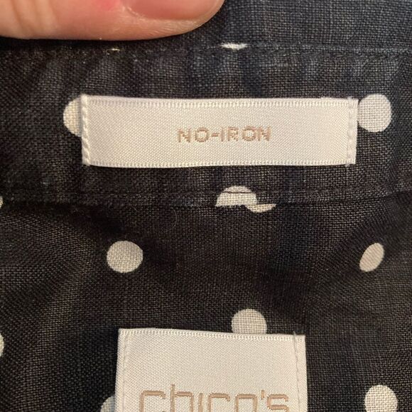 Chicos No Iron Linen Polka Dot Button-Up Shirt hi lo ties at waist (2) - Picture 8 of 12